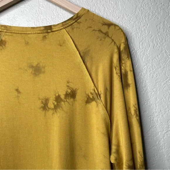 JoyLab Women's Soft Lightweight Sweatshirt Tie Dye Pattern Mustard Yellow - Picture 11 of 12